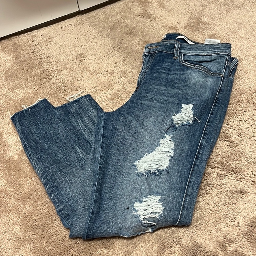 GUESS JEANS